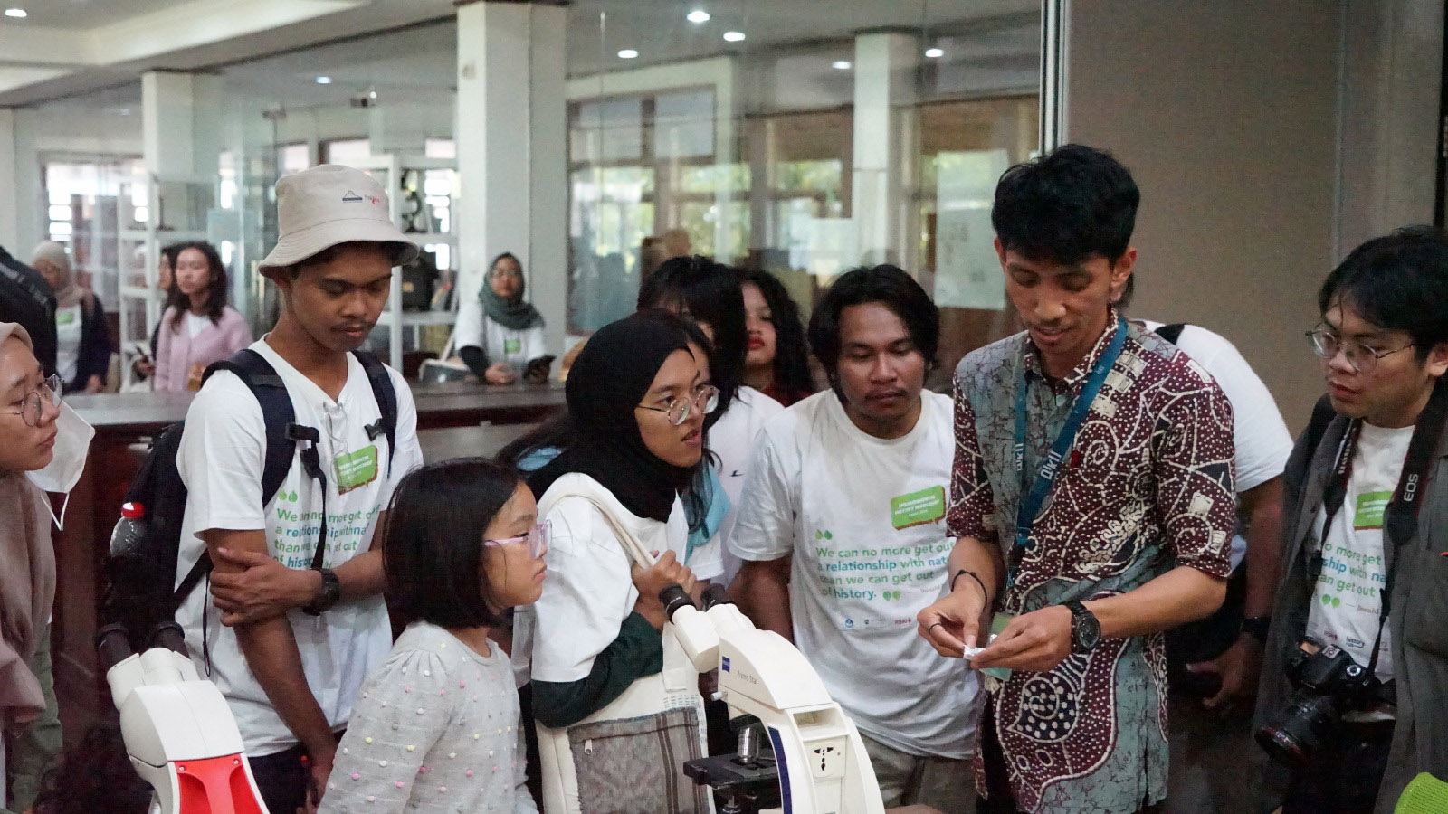 kunjungan_xylarium.jpg