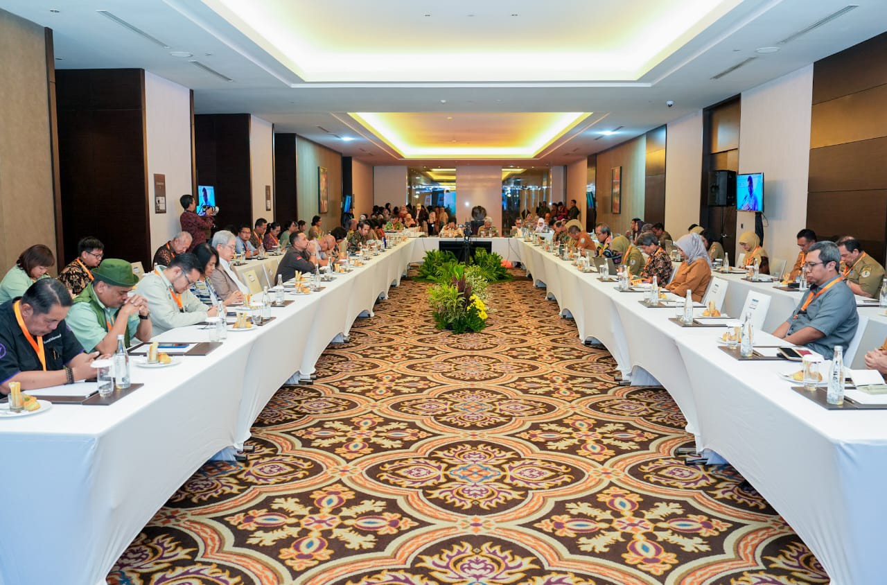 menteri-lhk-lembaga7-1.jpg