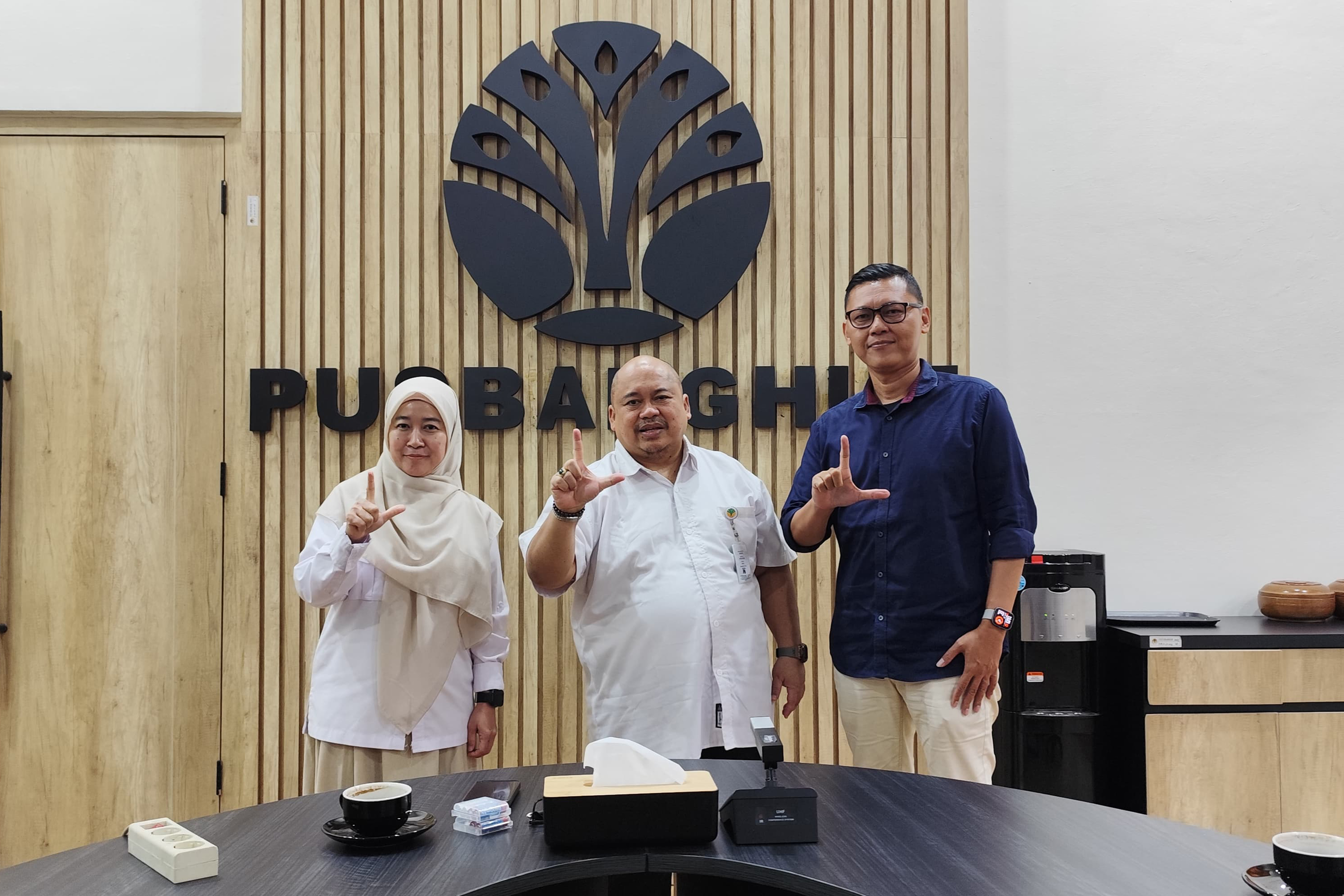 Penjajagan Kerja Sama Pengembangan Teknologi Lingkungan untuk Rehabilitasi Lahan Kritis